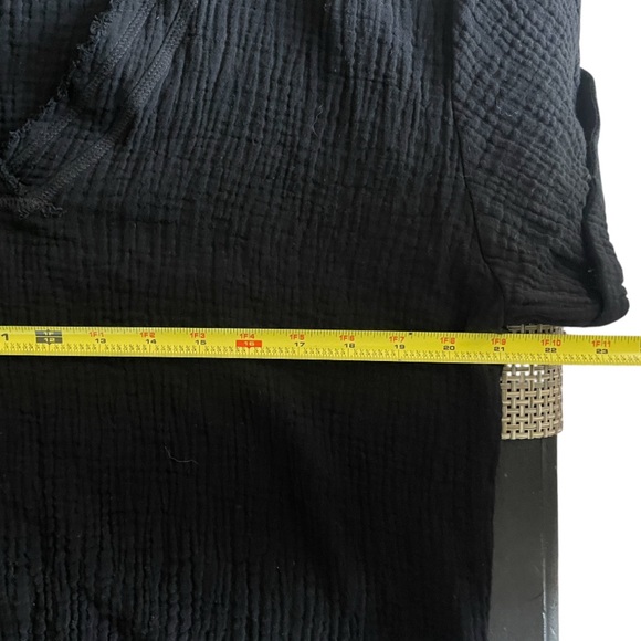 AEMI+CO black blouse - Picture 5 of 6